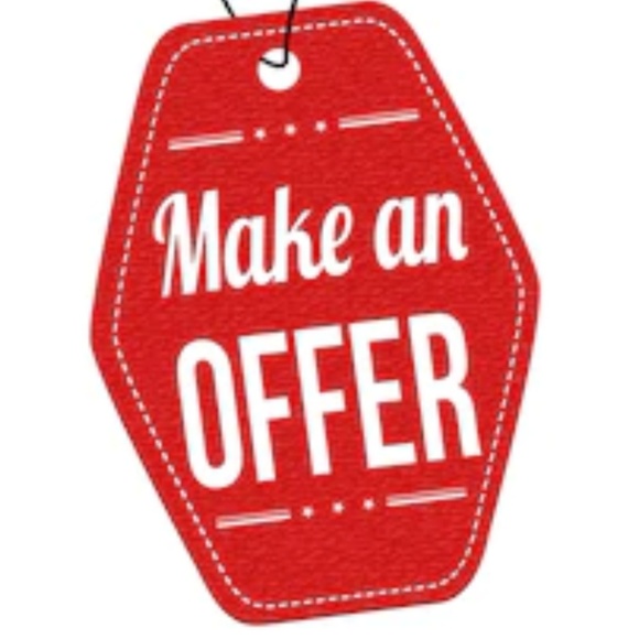 BOOKMARK MY CLOSET 🥰🙌😁 - Picture 3 of 3